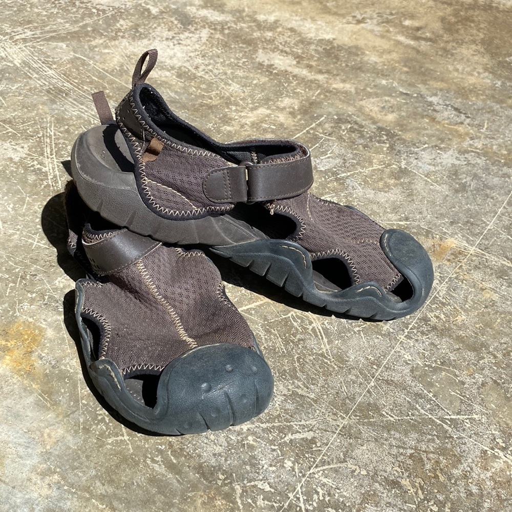 Men’s size 12 Crocs Swiftwater Sandals